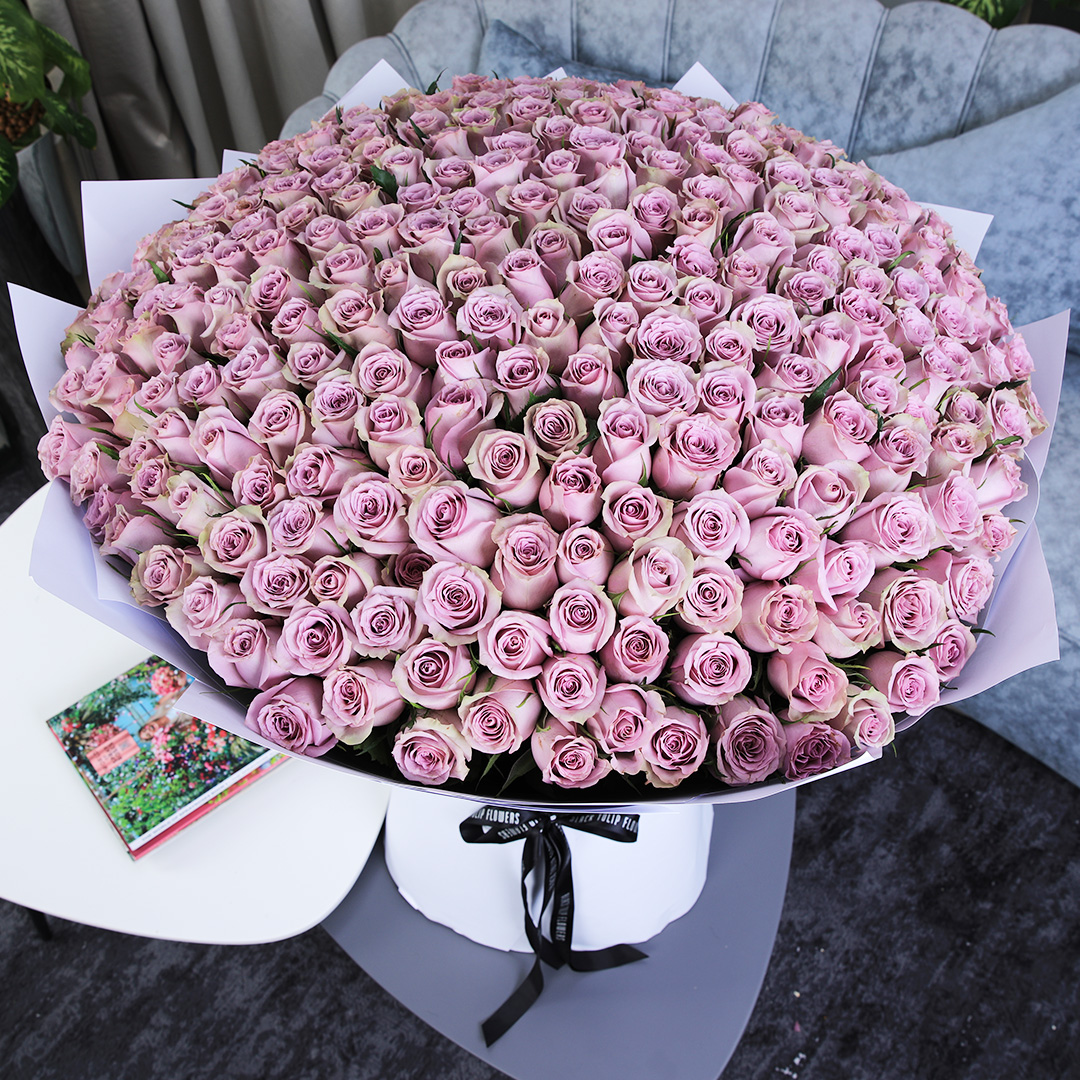 Enormous-Bouquet-2.jpg