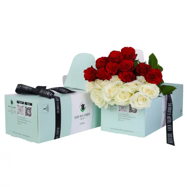 Red-and-White-Rose-Green-Box-1-600x600-1.webp