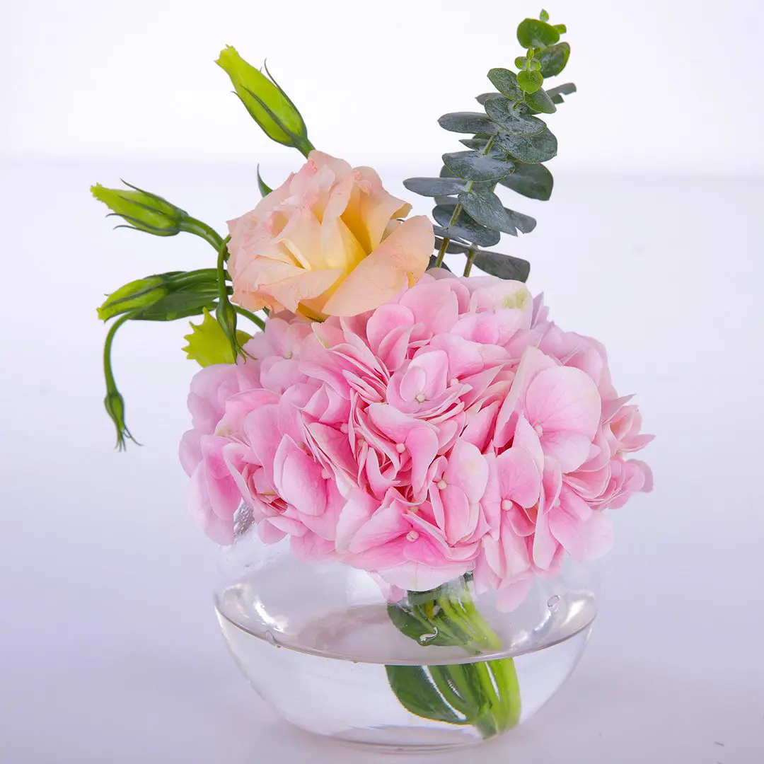 Simply-Pink-Centerpiece-1.webp