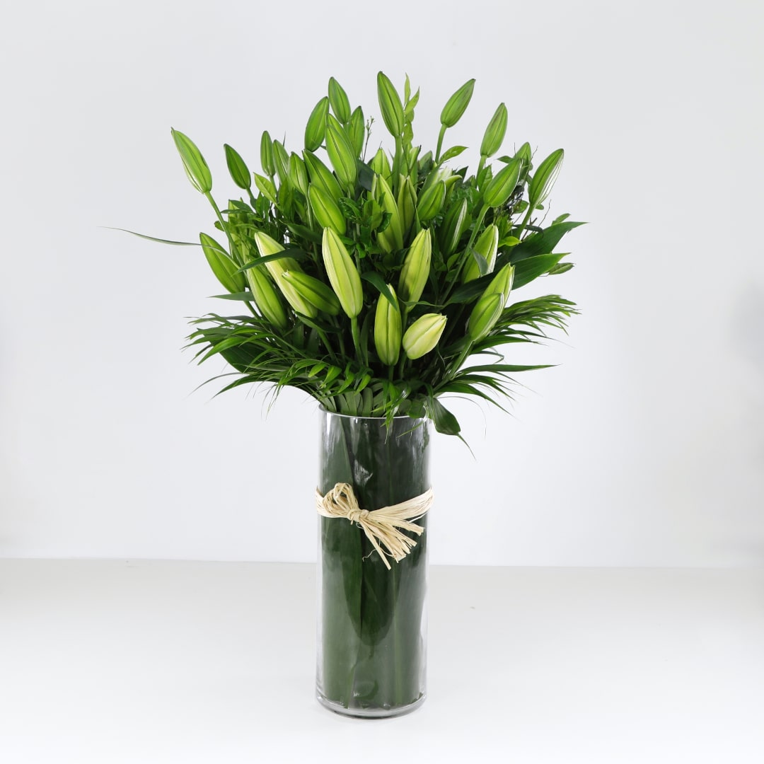 white-lilies-tall-vase-001-min-1.jpg